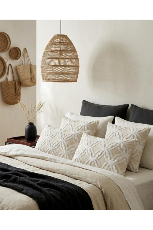 Poduszka dekoracyjna SHP BOHO 45x45       beżowa