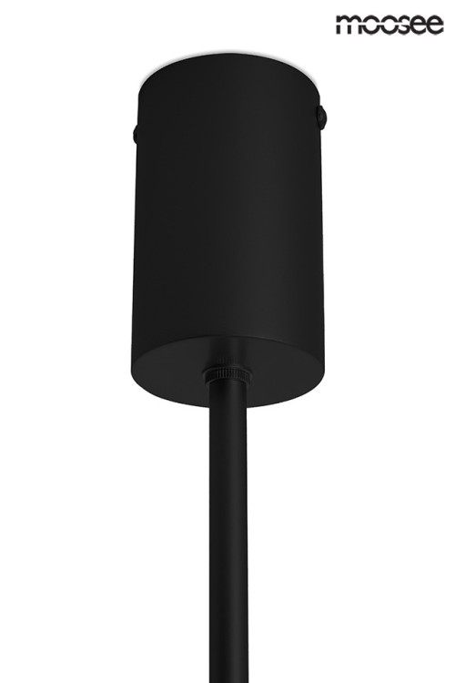 MSE010100261_low_black_moosee_04.jpg
