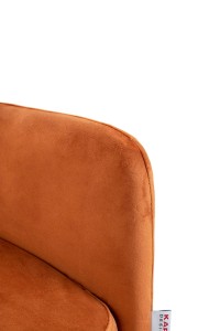 85679_alexia_velvet_9.jpg