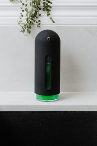 330190-040_pengu8737%20%283%29.jpg